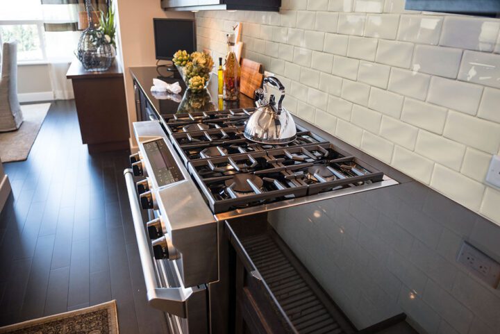 MSI Highland Park Antique White Subway Tile - Image 2
