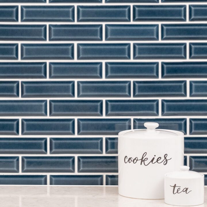 MSI Highland Park Bay Blue Beveled Tile - Image 3
