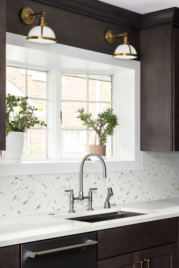 MSI Calacatta Gold Matte 1x3 Herringbone Tile - Image 4