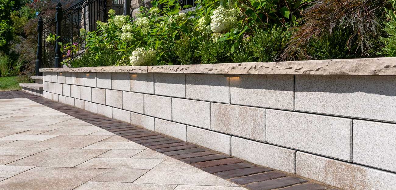 Unilock U-Cara Multi-Face Wall System - Image 31