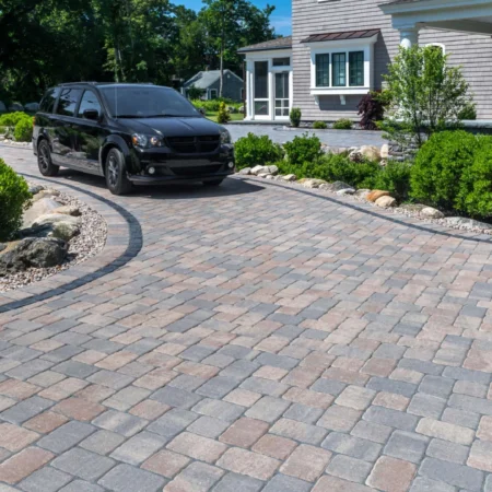 Unilock Camelotโข Premier Paver